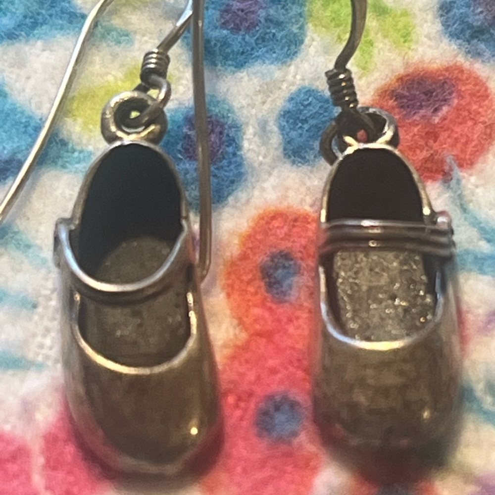 Vintage 90s Silver Kids Shoe Earrings